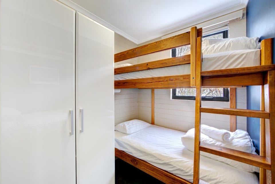 bunk bed