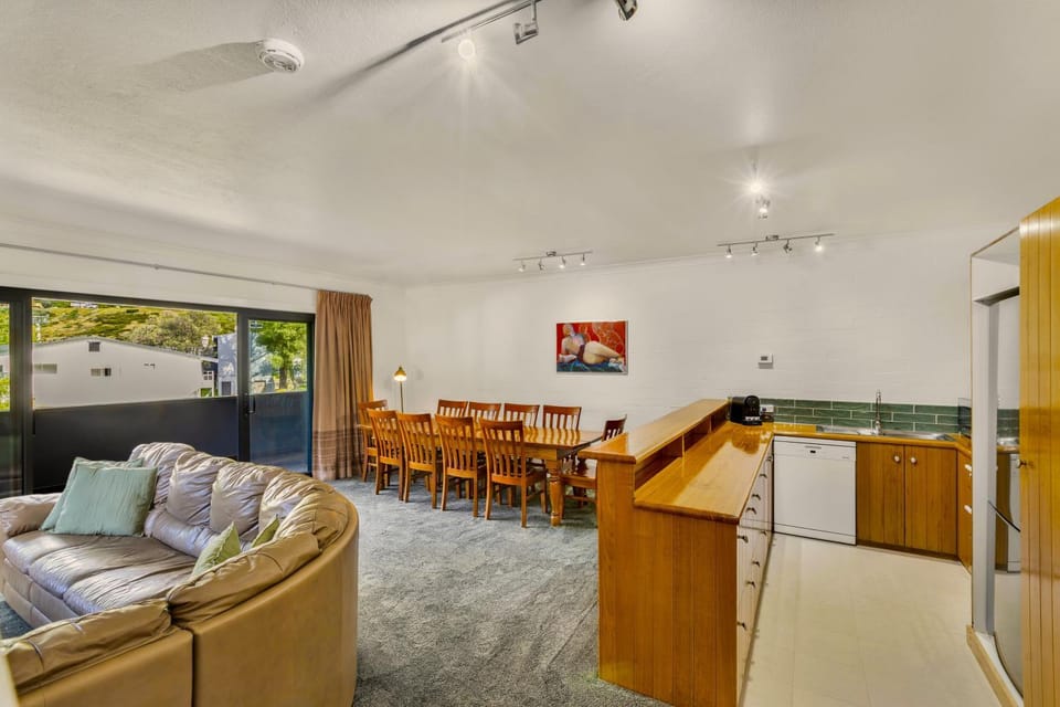 Snow Ski Apartments Extra Spacious Penthouse 41 Apartment in Falls Creek