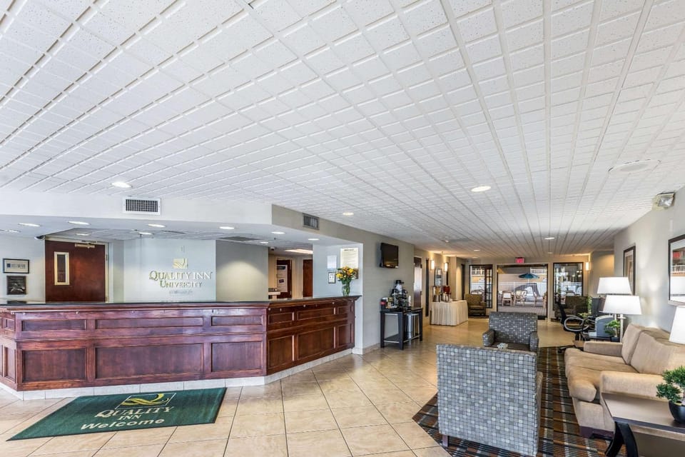 Lobby or reception, On site