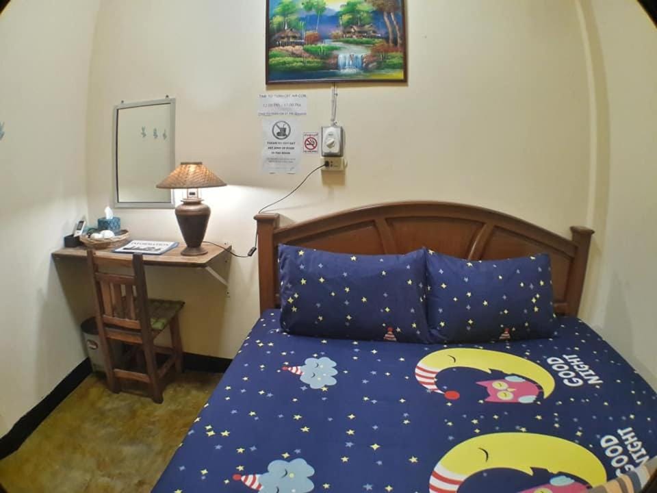Muster Guesthouse Hostel in Laos