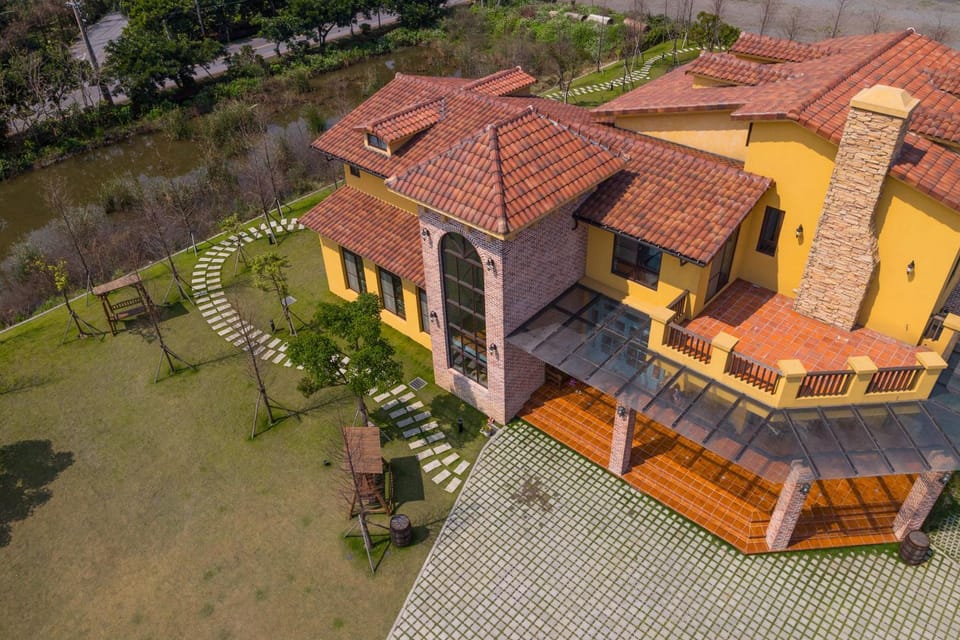 Property building, Bird's eye view