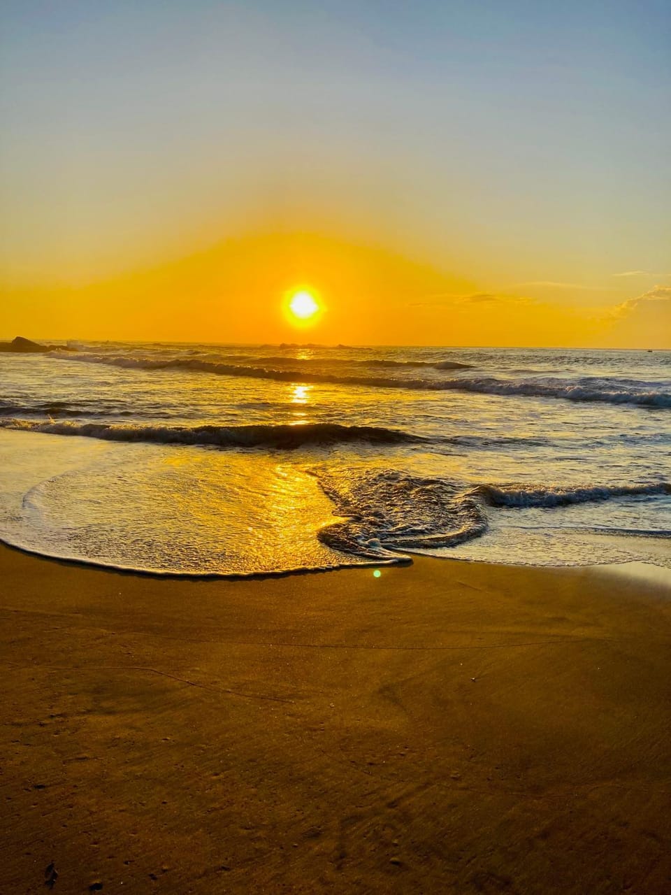 Nearby landmark, Beach, Sunrise