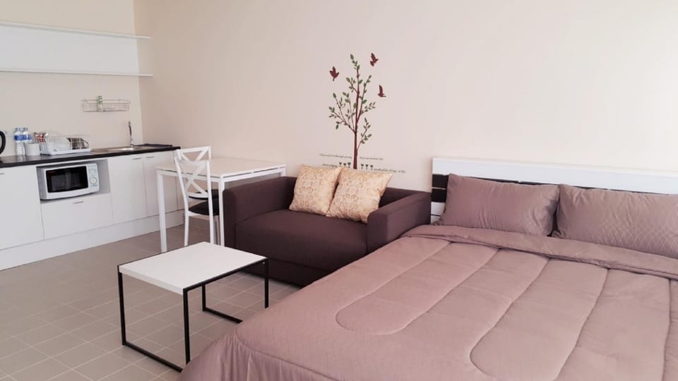 Living room, Photo of the whole room, Seating area