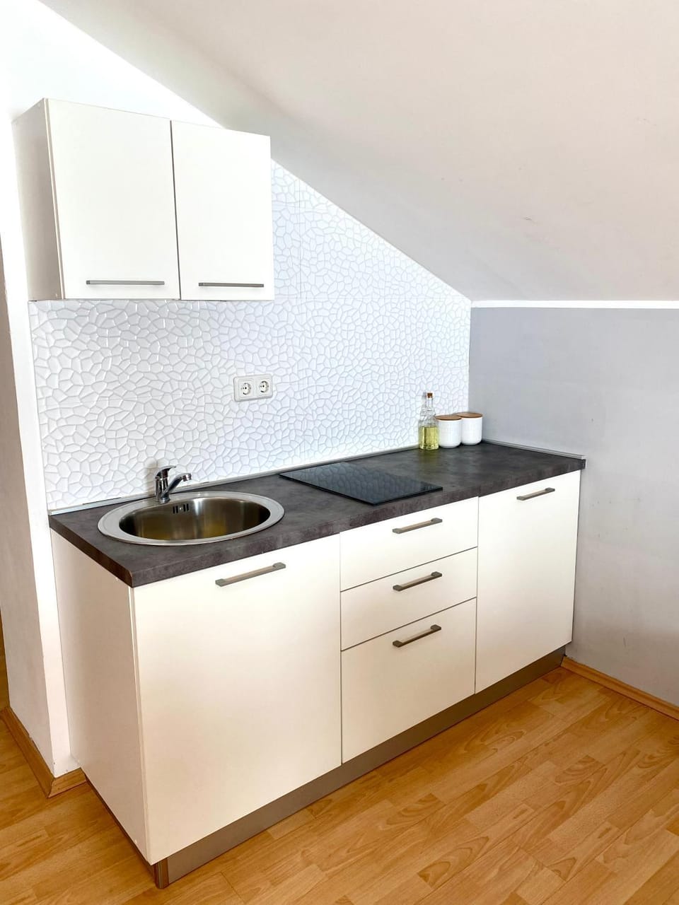 Apartments Suzi Crikvenica, Central & Peaceful Apartment in Crikvenica