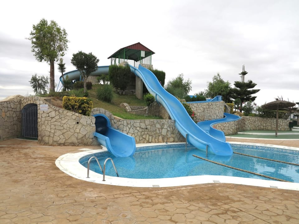 Aqua park, Swimming pool