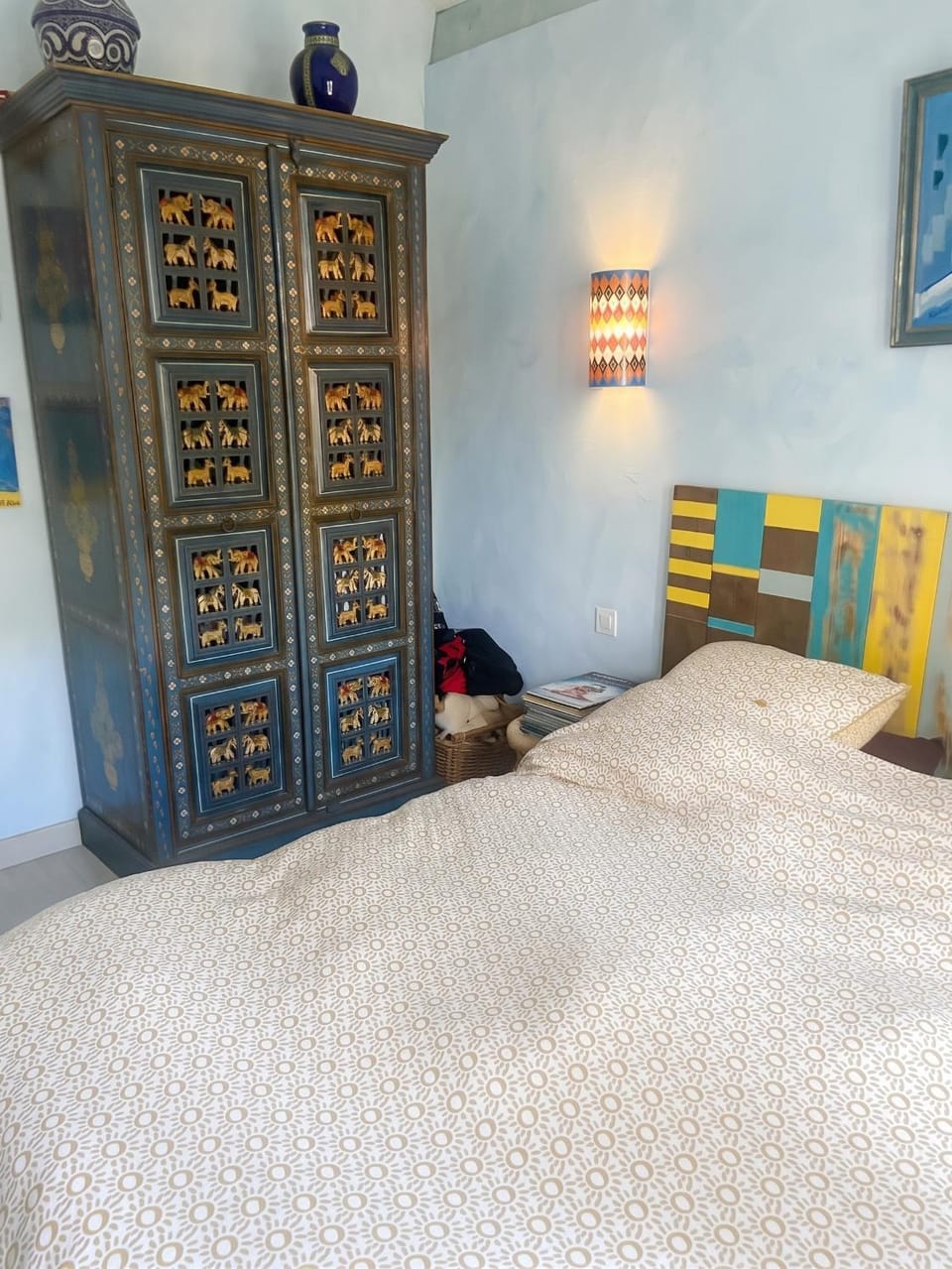 Photo of the whole room