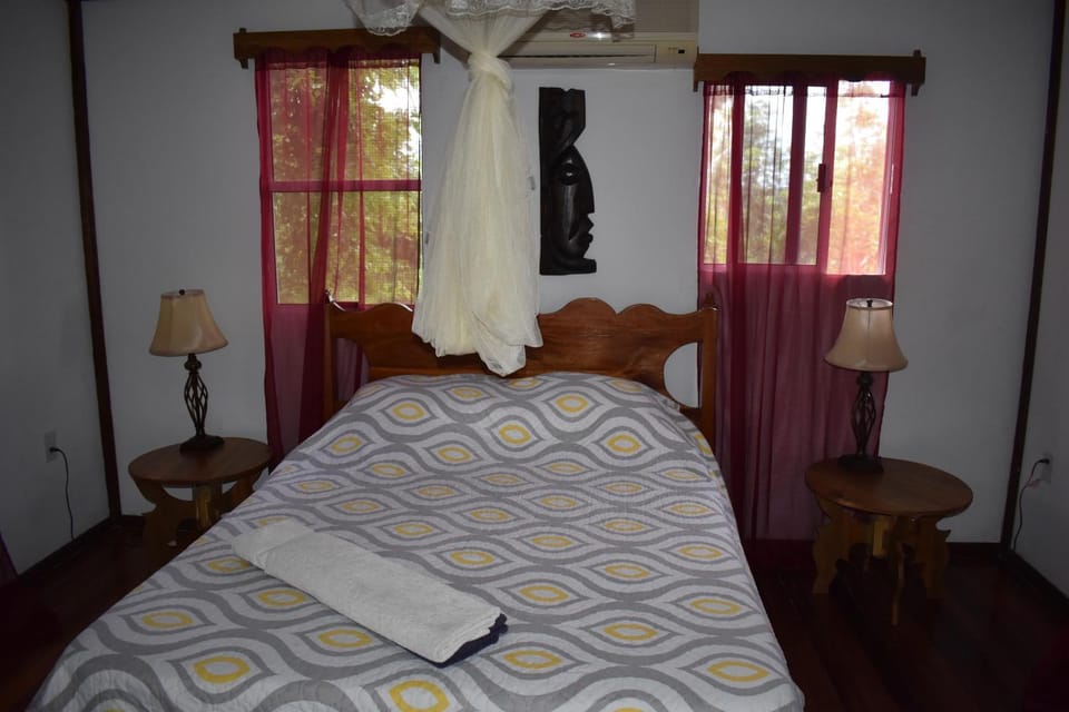 Hidden Haven Hostel in Cayo District