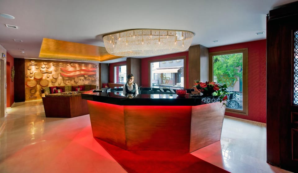 Lobby or reception, Other, Decorative detail, Area and facilities