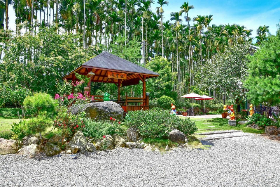 Off site, Summer, Garden