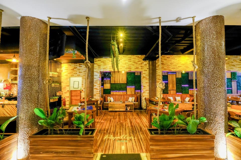 Papillon Echo Beach Hotel in North Kuta