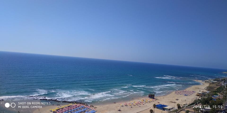 Property building, Off site, Natural landscape, Bird's eye view, Beach, Hiking, On site, Sea view, Location