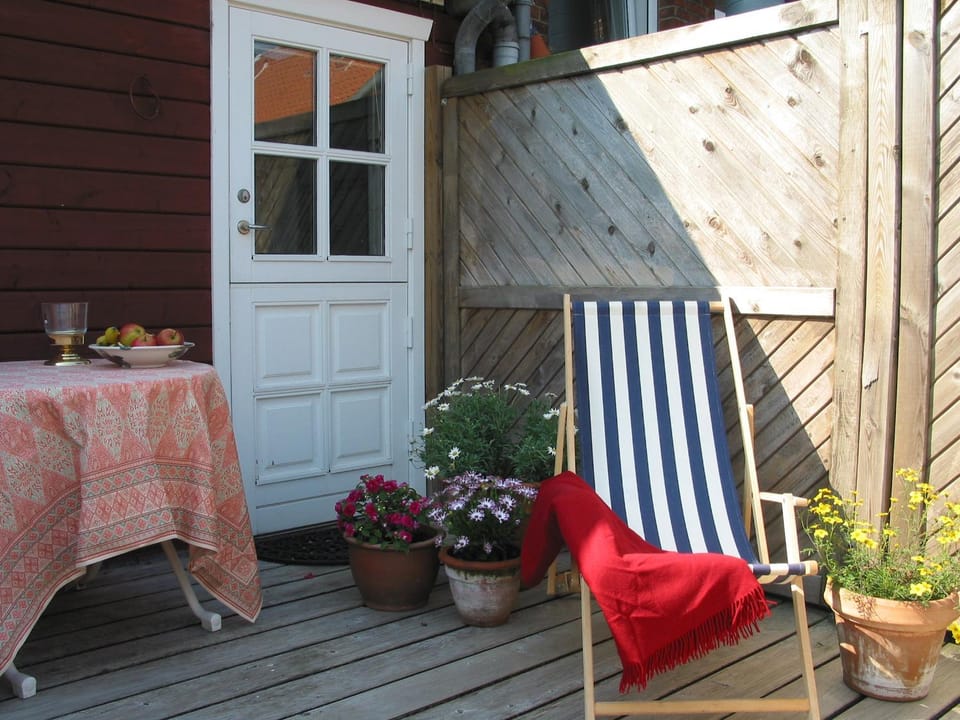 Balcony/Terrace, Family