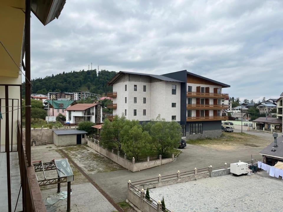 Summer, View (from property/room), City view, Mountain view, Street view