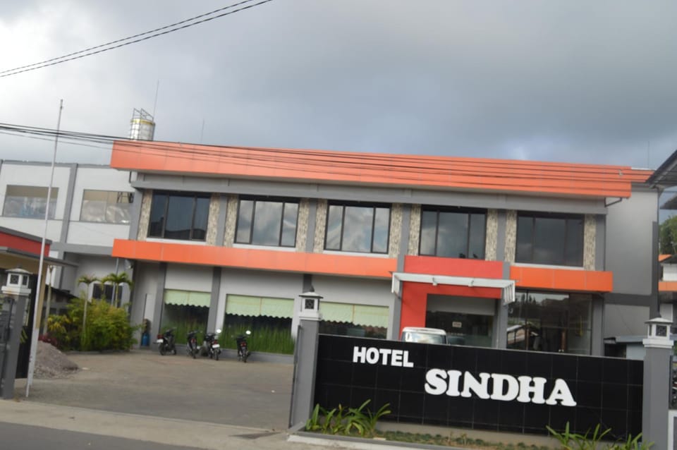Property building, Location