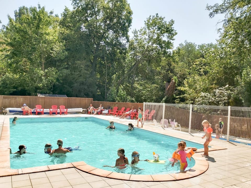 Swimming pool, children, Family