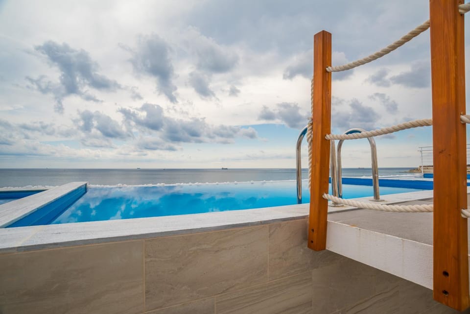 The Sea-Bank Villa Apartments Apartment in Marsaskala