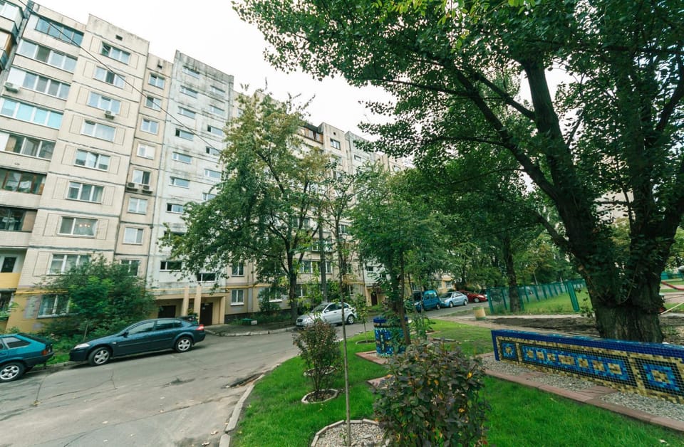 Property building, Facade/entrance