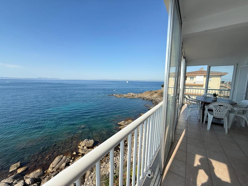 Day, Natural landscape, Balcony/Terrace