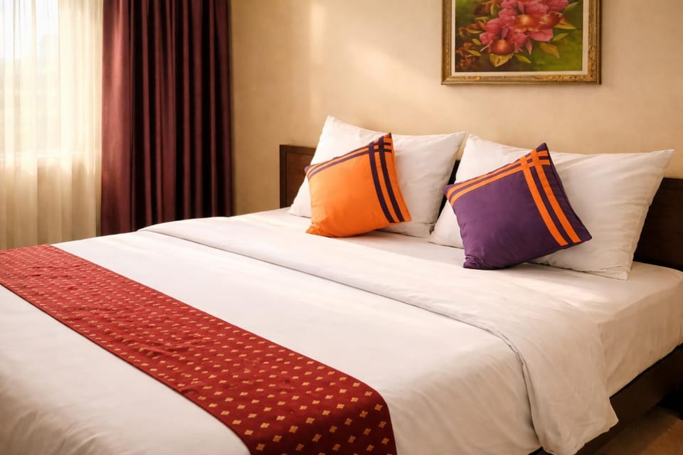 Bed, Photo of the whole room, Bedroom