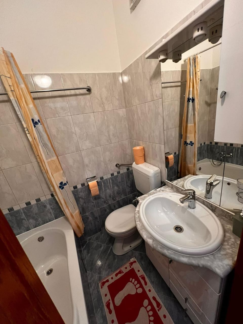 Toilet, Bathroom, Bath