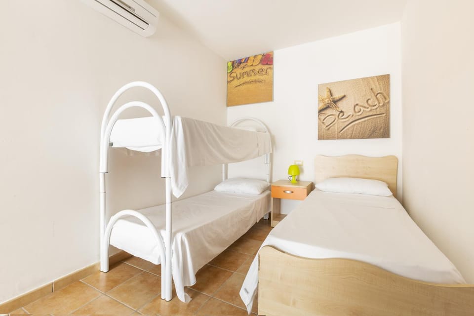 bunk bed