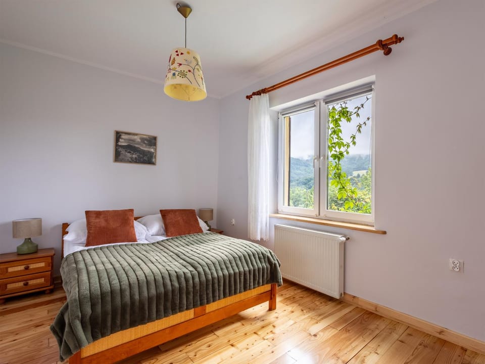Bed, View (from property/room), Photo of the whole room, Bedroom, Mountain view
