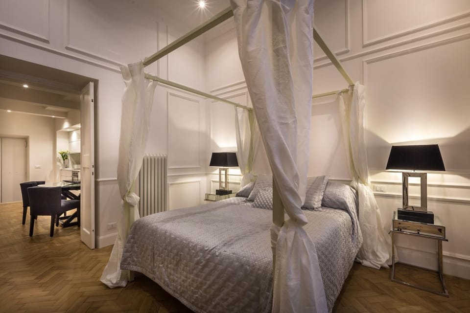 Bed, Photo of the whole room, Bedroom, air conditioner
