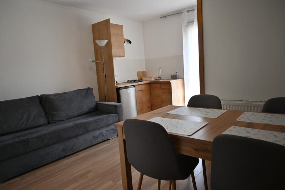 Pokoje Gościnne Przy Lesie Vacation rental in Lower Silesian Voivodeship