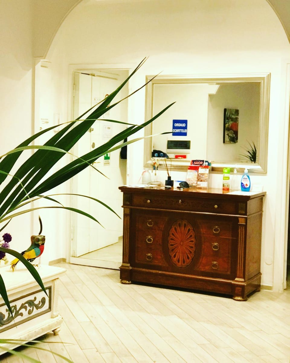 Staff, Lobby or reception