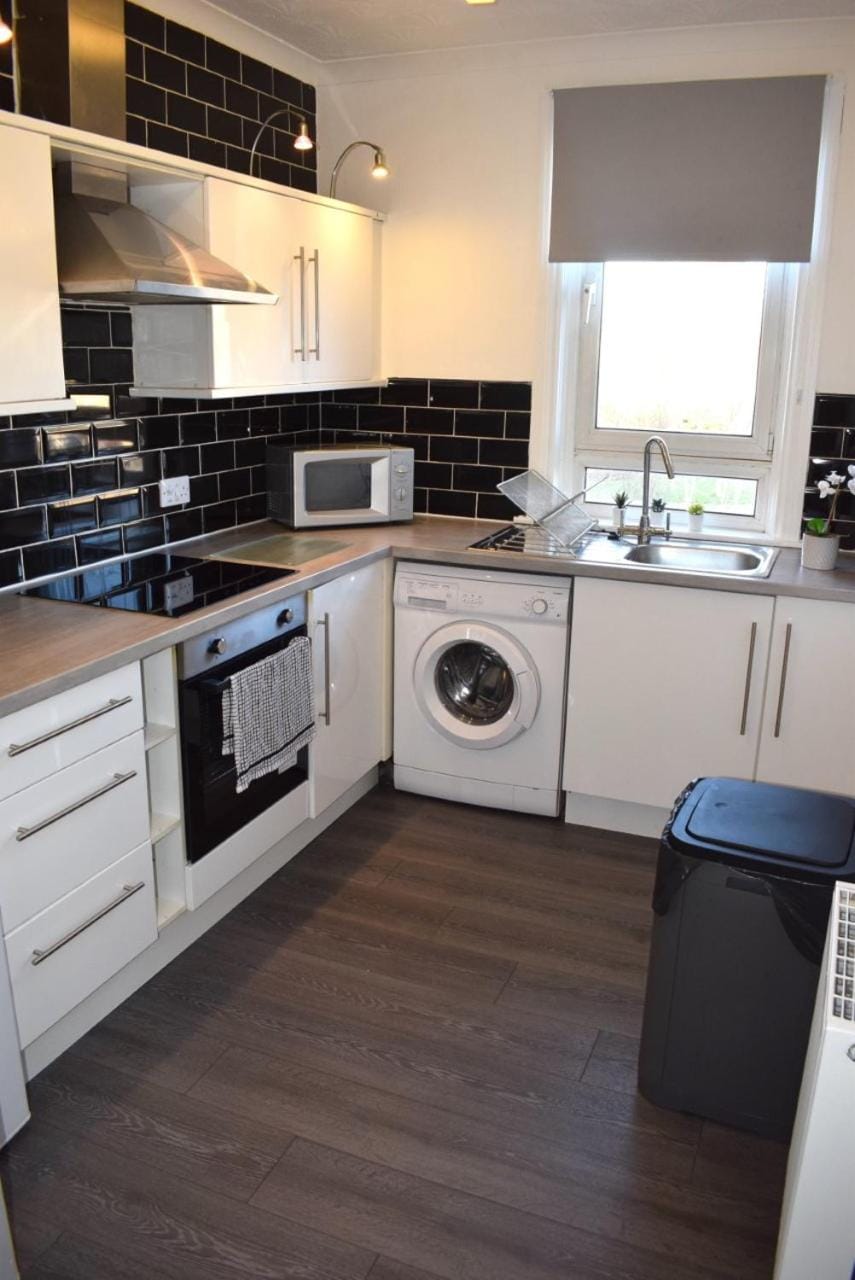 Kelpies Serviced Apartments - McClean Apartment in Falkirk