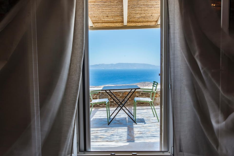 Natural landscape, Balcony/Terrace, Sea view