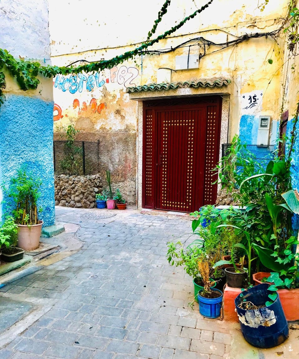 Facade/entrance, Spring