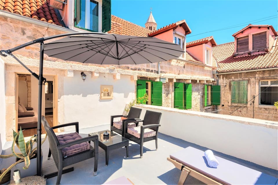 Balcony/Terrace, Balcony/Terrace