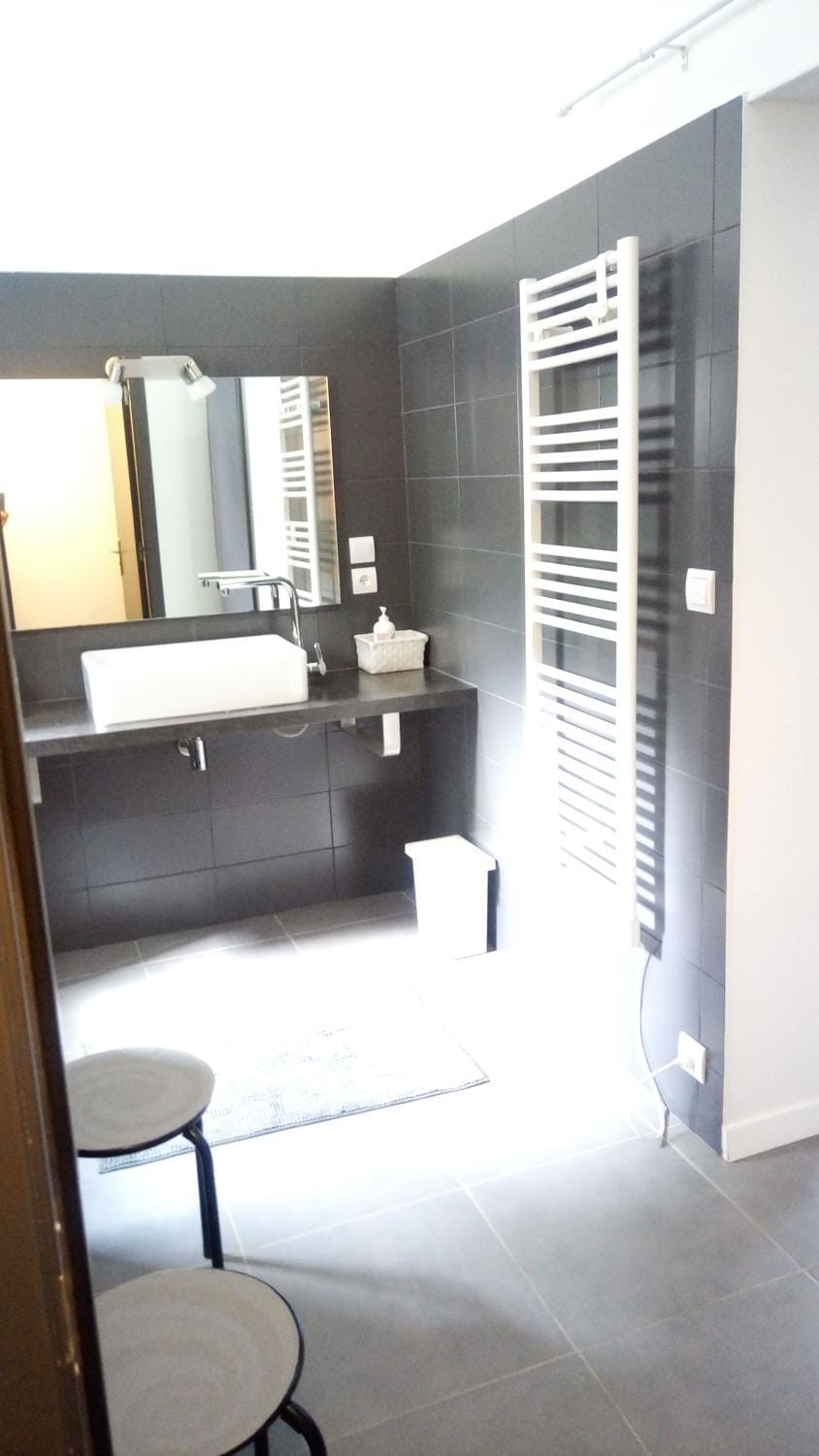 Shower, Bathroom