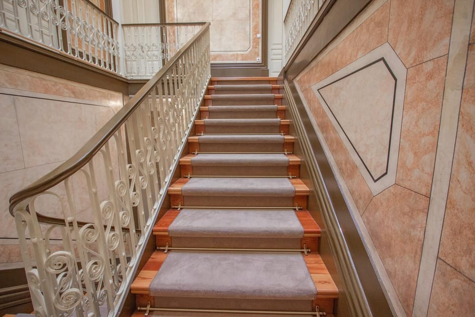 Property building, Decorative detail