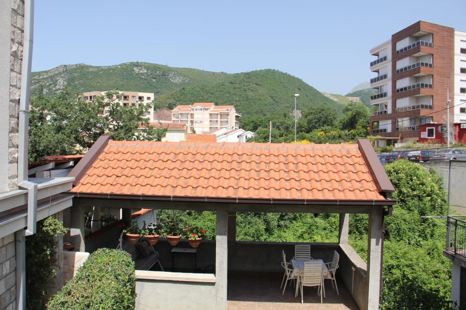 Mitko Apartments Apartment in Budva Municipality
