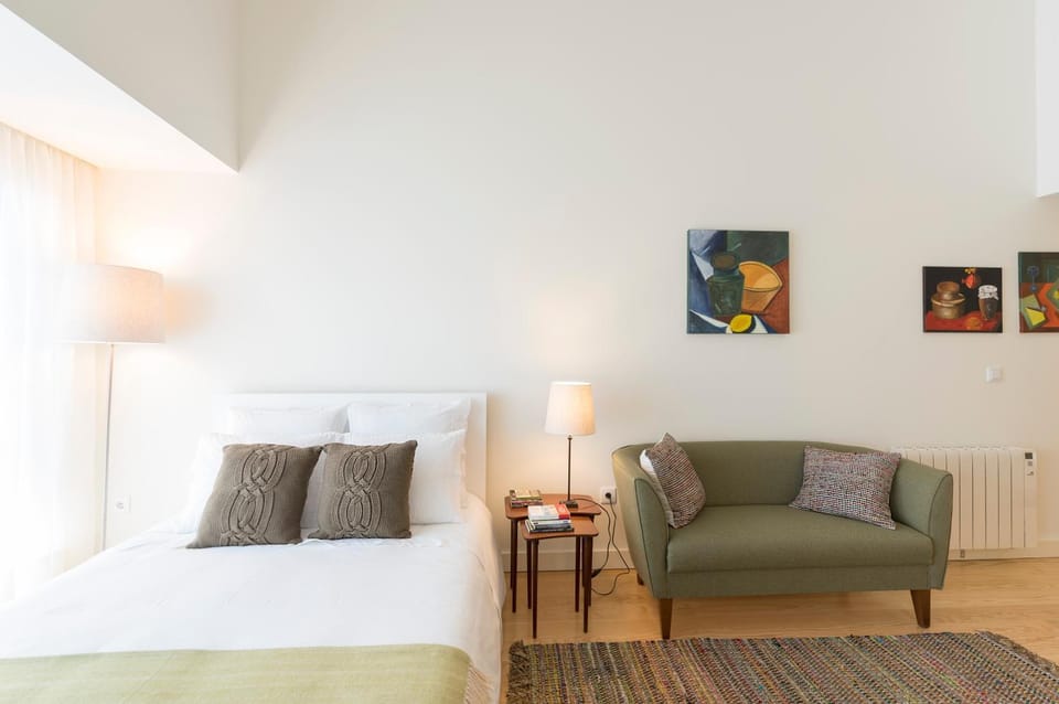 Seating area, Bedroom