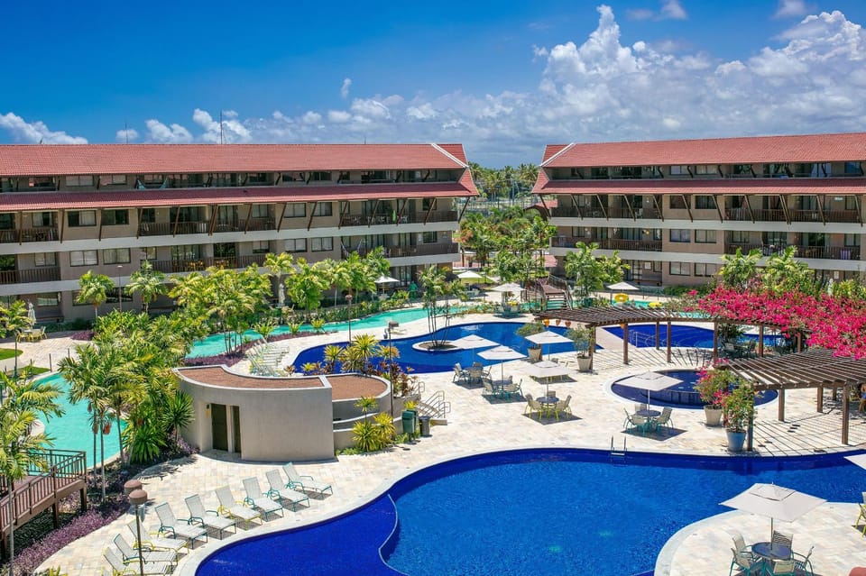 Property building, Pool view