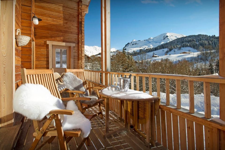 Day, Natural landscape, Winter, View (from property/room), Balcony/Terrace, Mountain view