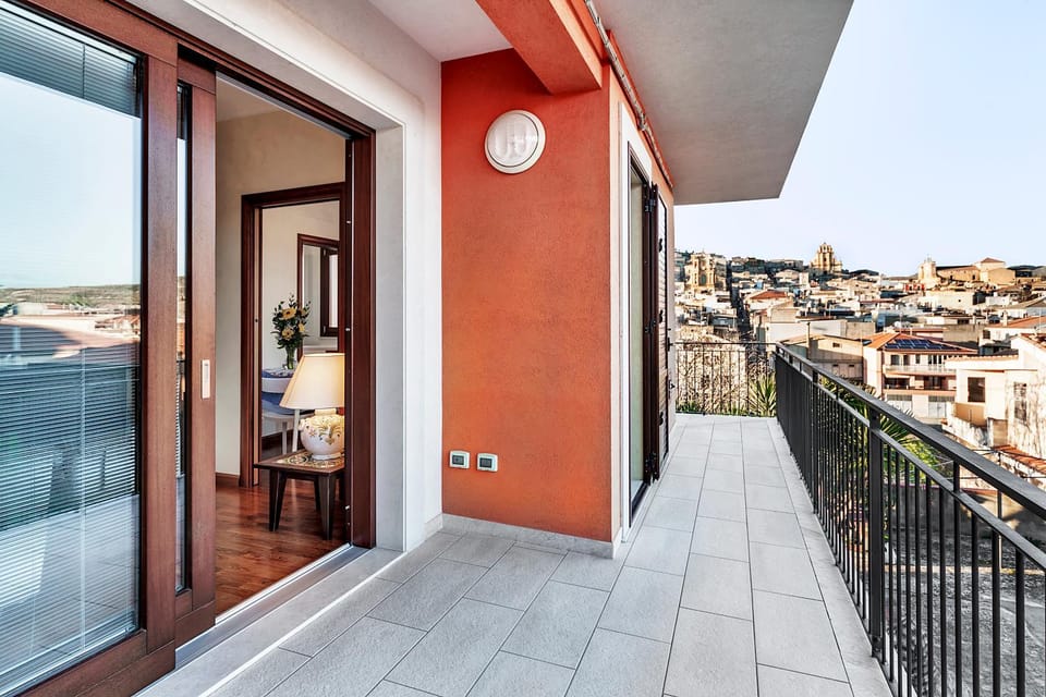Day, Winter, Balcony/Terrace, City view, Garden view, Mountain view, Street view
