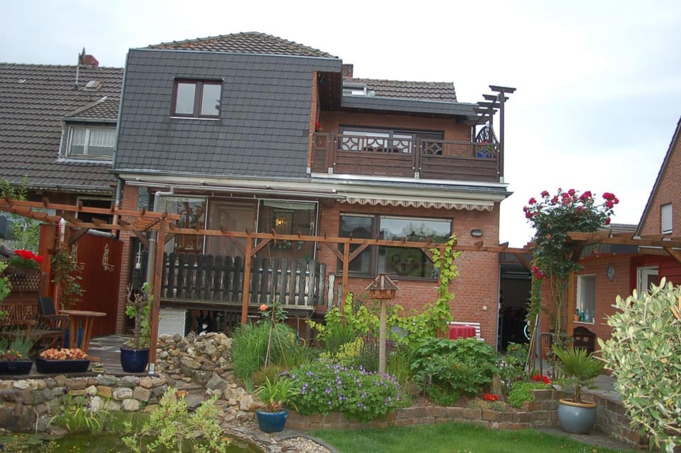 Property building, Garden view