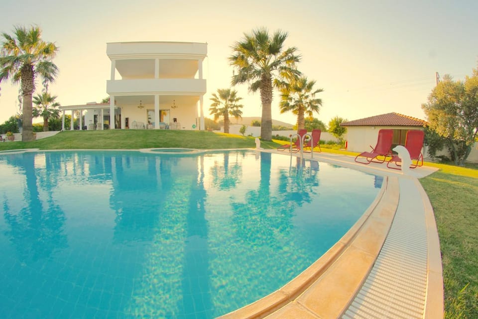 Garden, Swimming pool