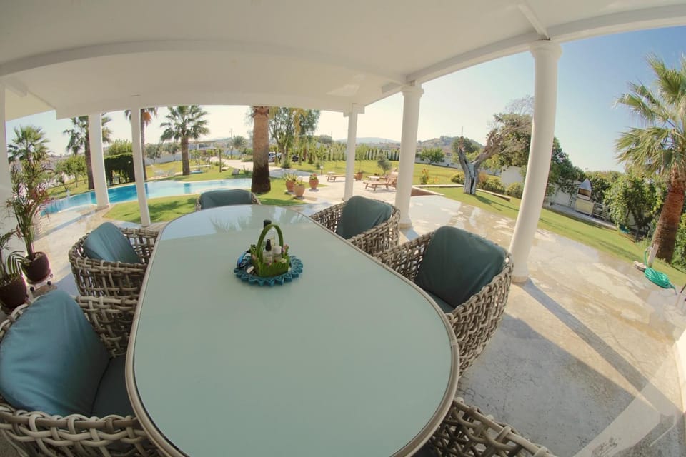 Patio, Garden, Balcony/Terrace, City view, Garden view, Mountain view, Pool view, Swimming pool