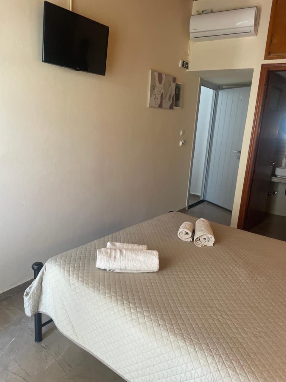 Guesthouse Corali Bed and Breakfast in Islands