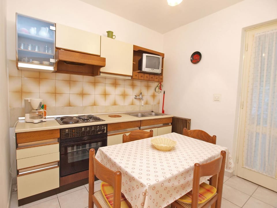 Apartments Rabac 981 Apartment in Istria County