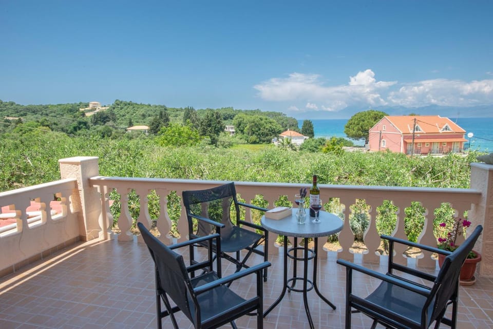 Natural landscape, View (from property/room), Balcony/Terrace, Balcony/Terrace, Beach, Sea view