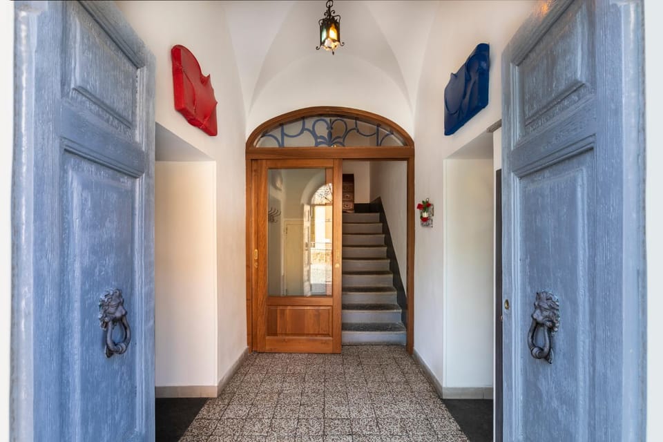 Property building, Facade/entrance, View (from property/room)