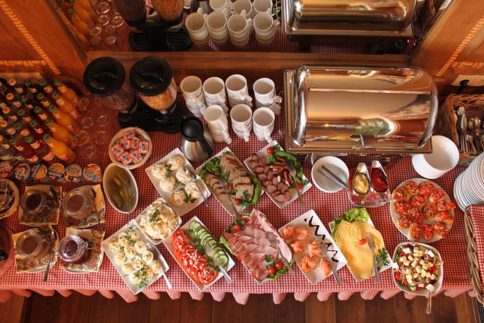 Food and drinks, Breakfast, Buffet breakfast