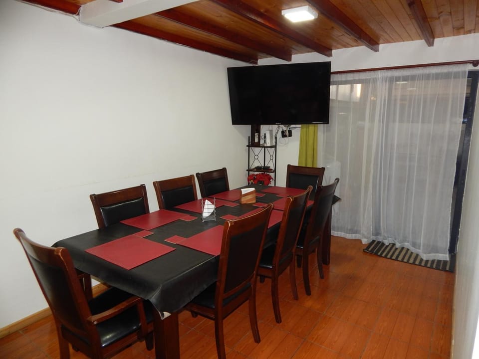Hostal Plaza Maule Express Bed and Breakfast in Talca