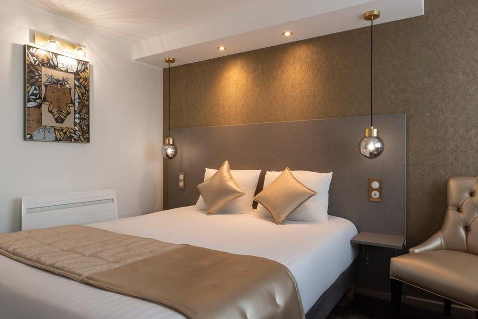 Bed, Photo of the whole room